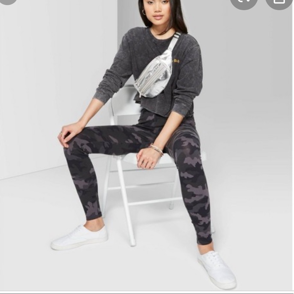 Camo leggings